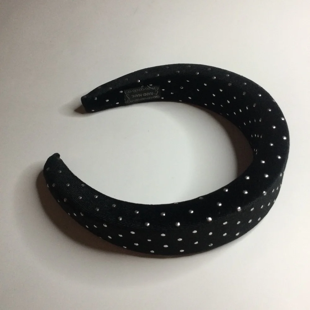 8 OTHER REASONS VELVET PADDED HEADBAND BLACK NWOT